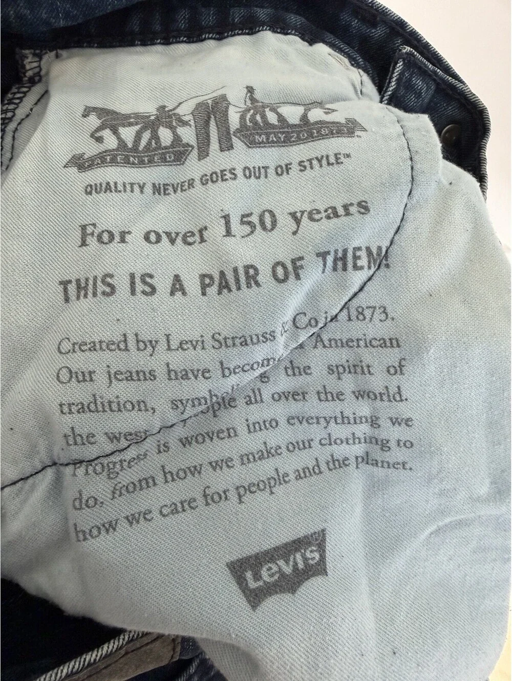 Levis 550 Relaxed Fit Jeans 30x32 Tapered Leg Dark Blue 90s Unisex
